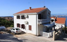 Apartments By The Sea Kali, Ugljan - 8202