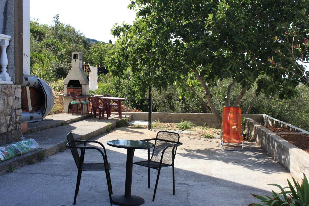 Apartments By The Sea Kali, Ugljan - 8202 Exterior foto