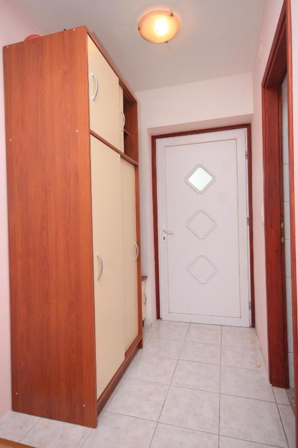 Apartments By The Sea Kali, Ugljan - 8202 Exterior foto